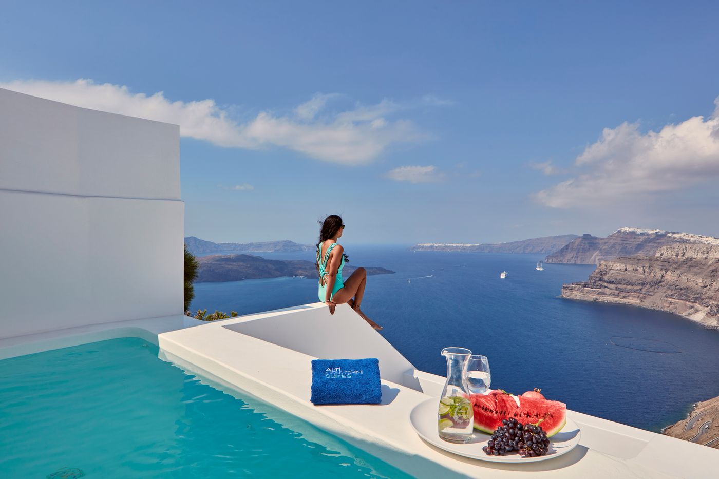 Alti-Santorini-Suites-Room-55