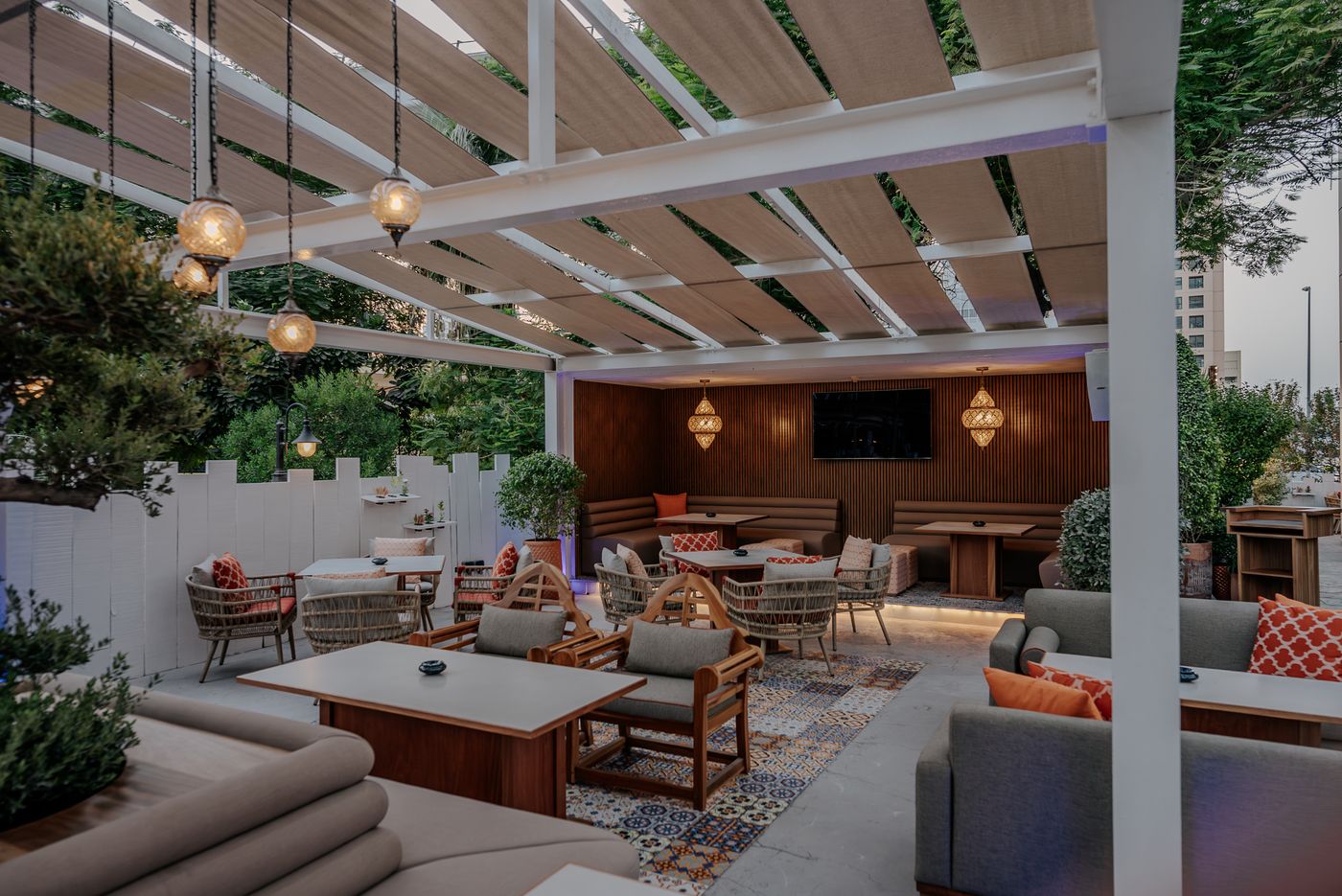 Dusit-Thani-Dubai-Restaurant-2