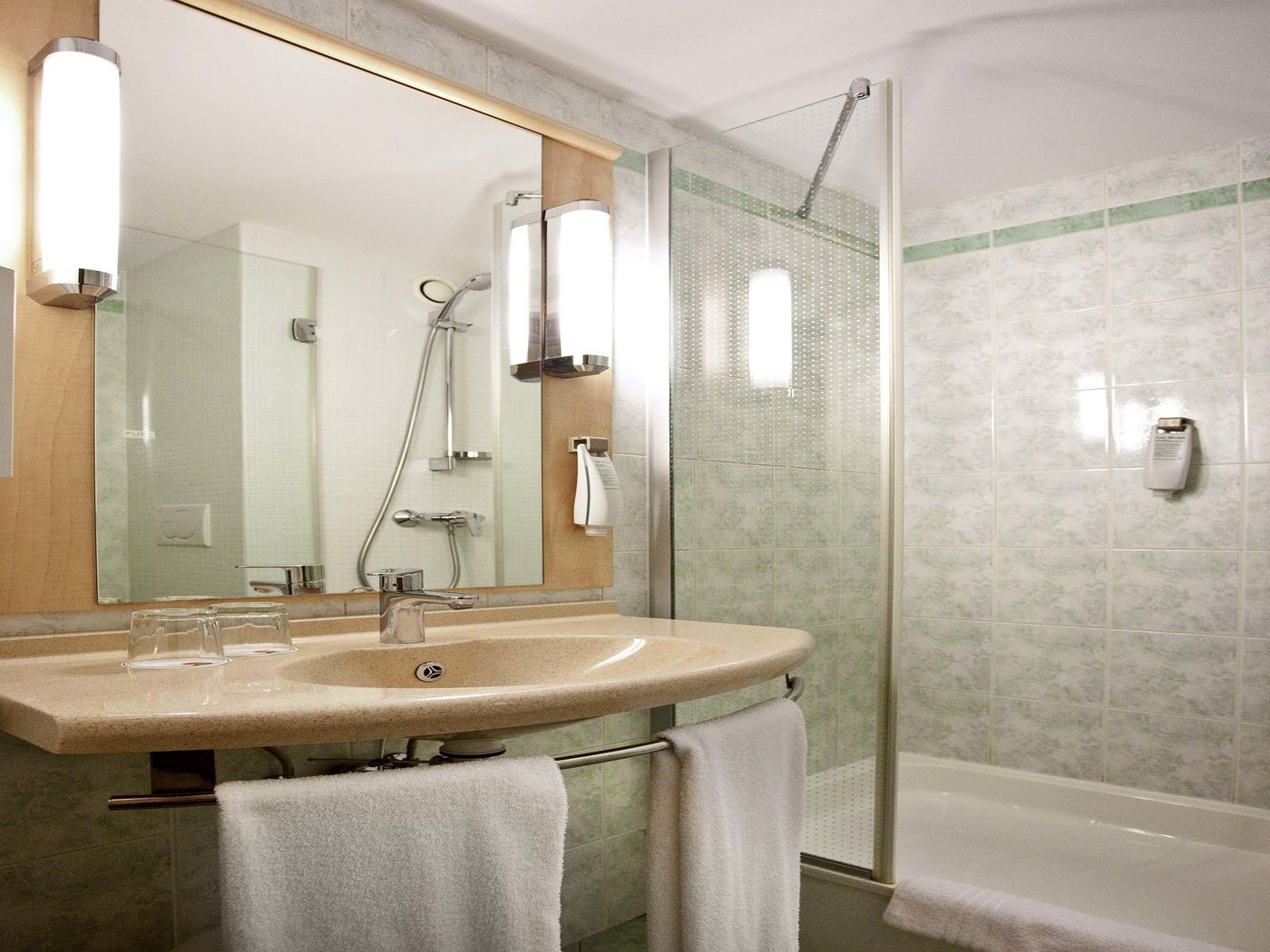 Ibis-Budapest-Centrum-Room-48