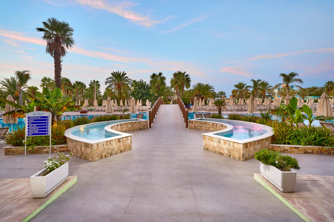 Seaden Sea Planet Resort and Spa