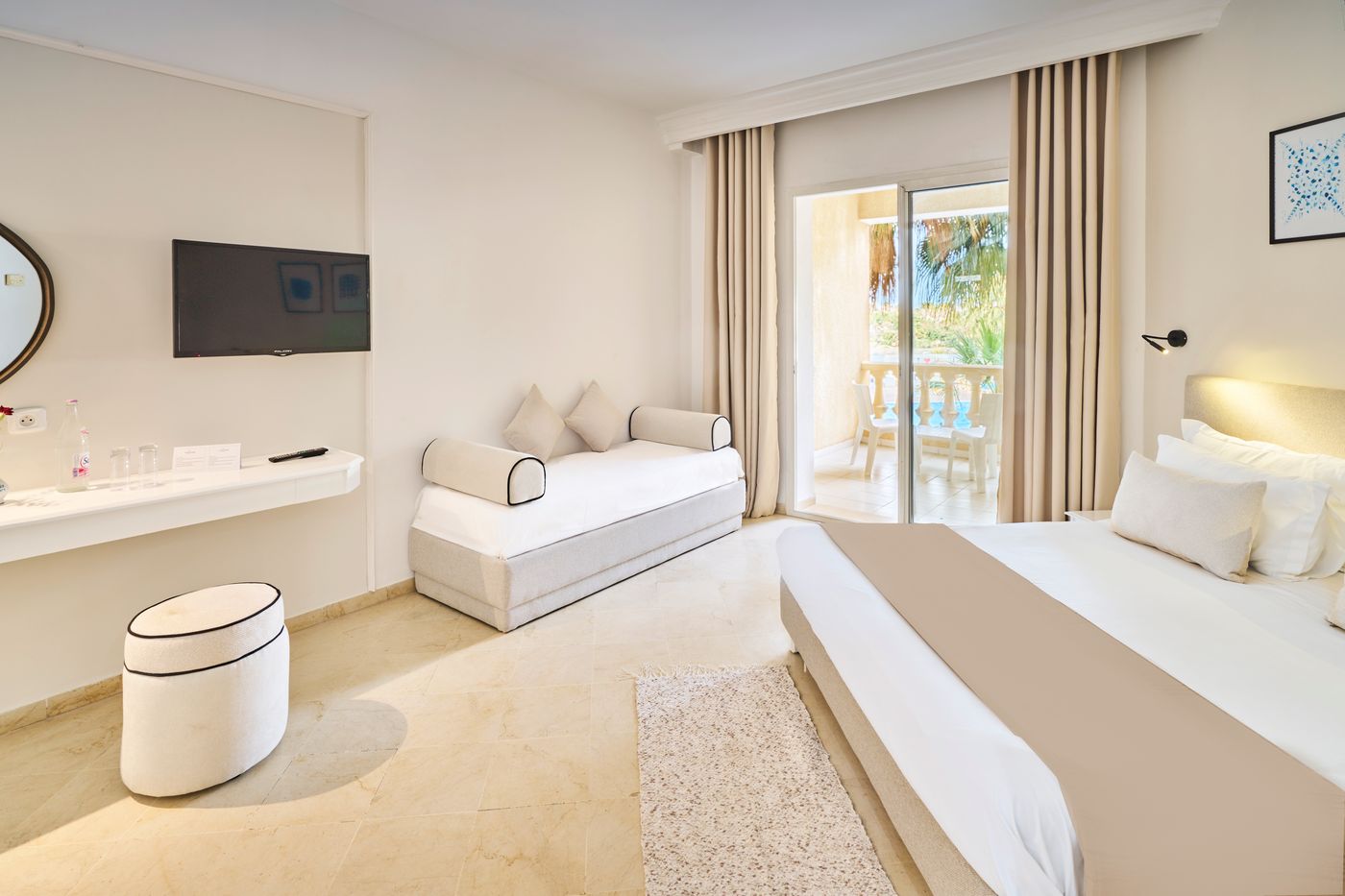 Houda Yasmine Hammamet