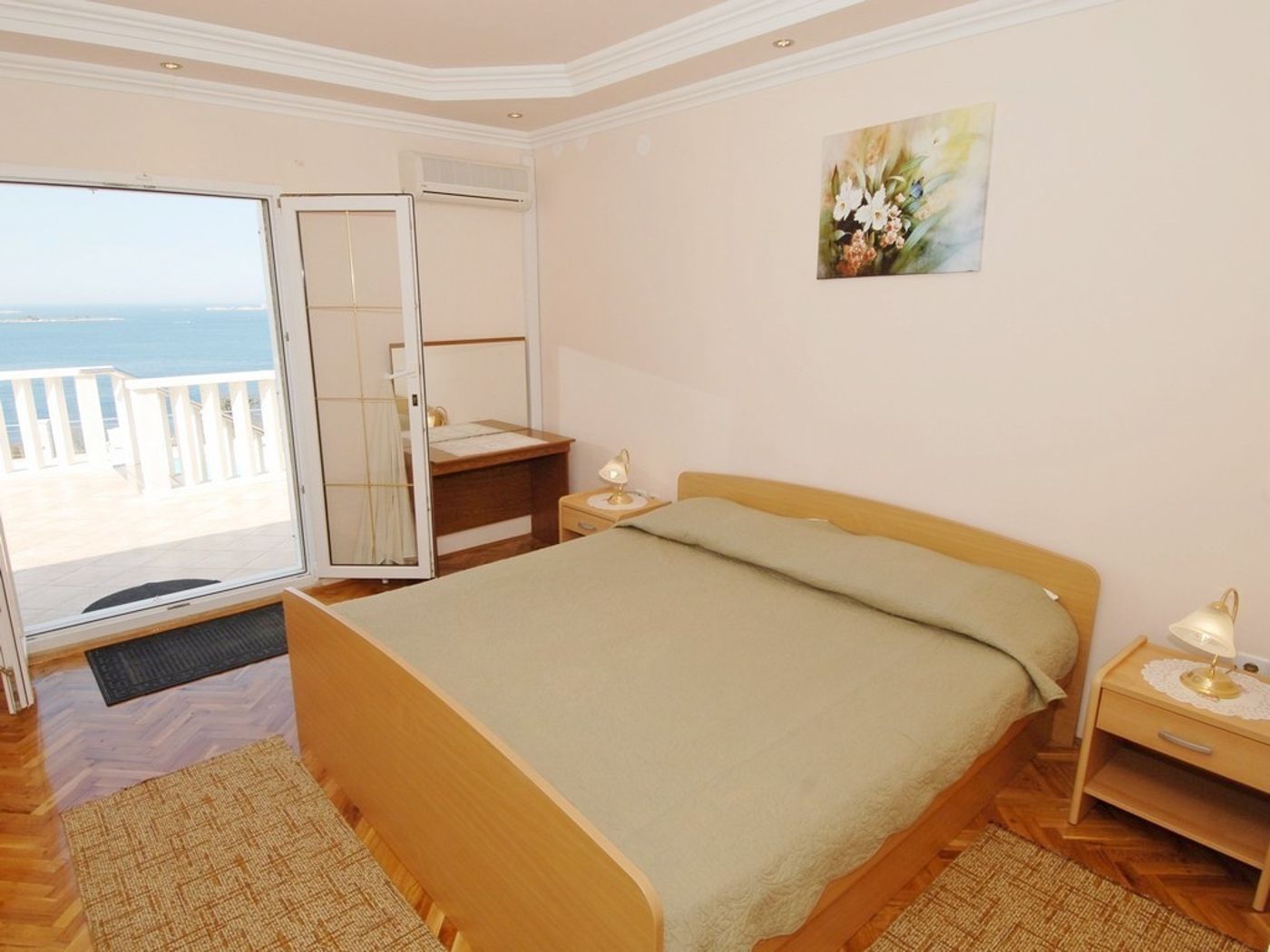Marnic-Apartments-Room-10