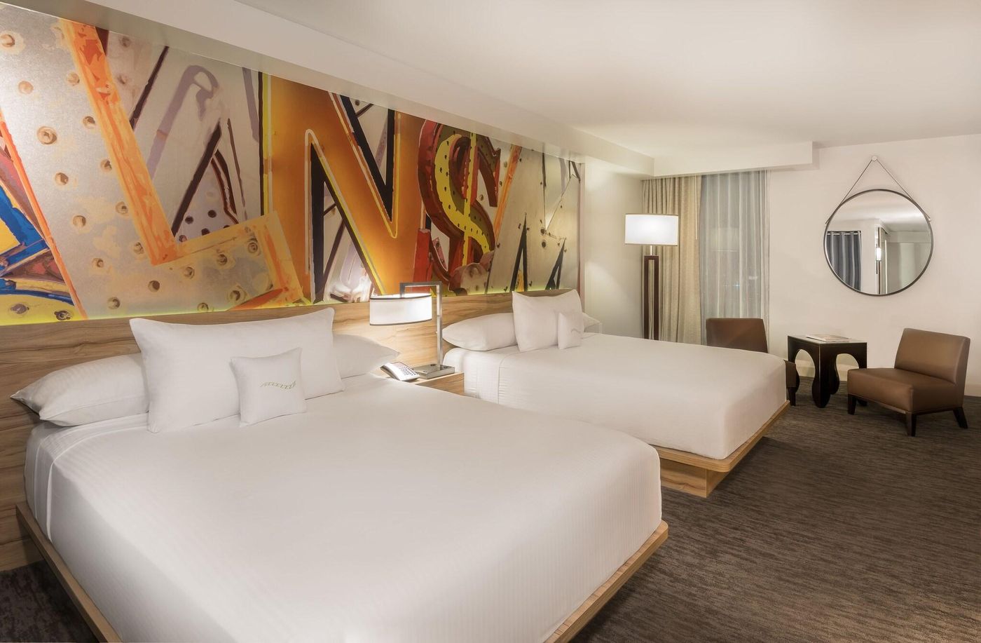 The-LINQ-Hotel-and-Casino---A-Caesars-Rewards-Destination-Room-21