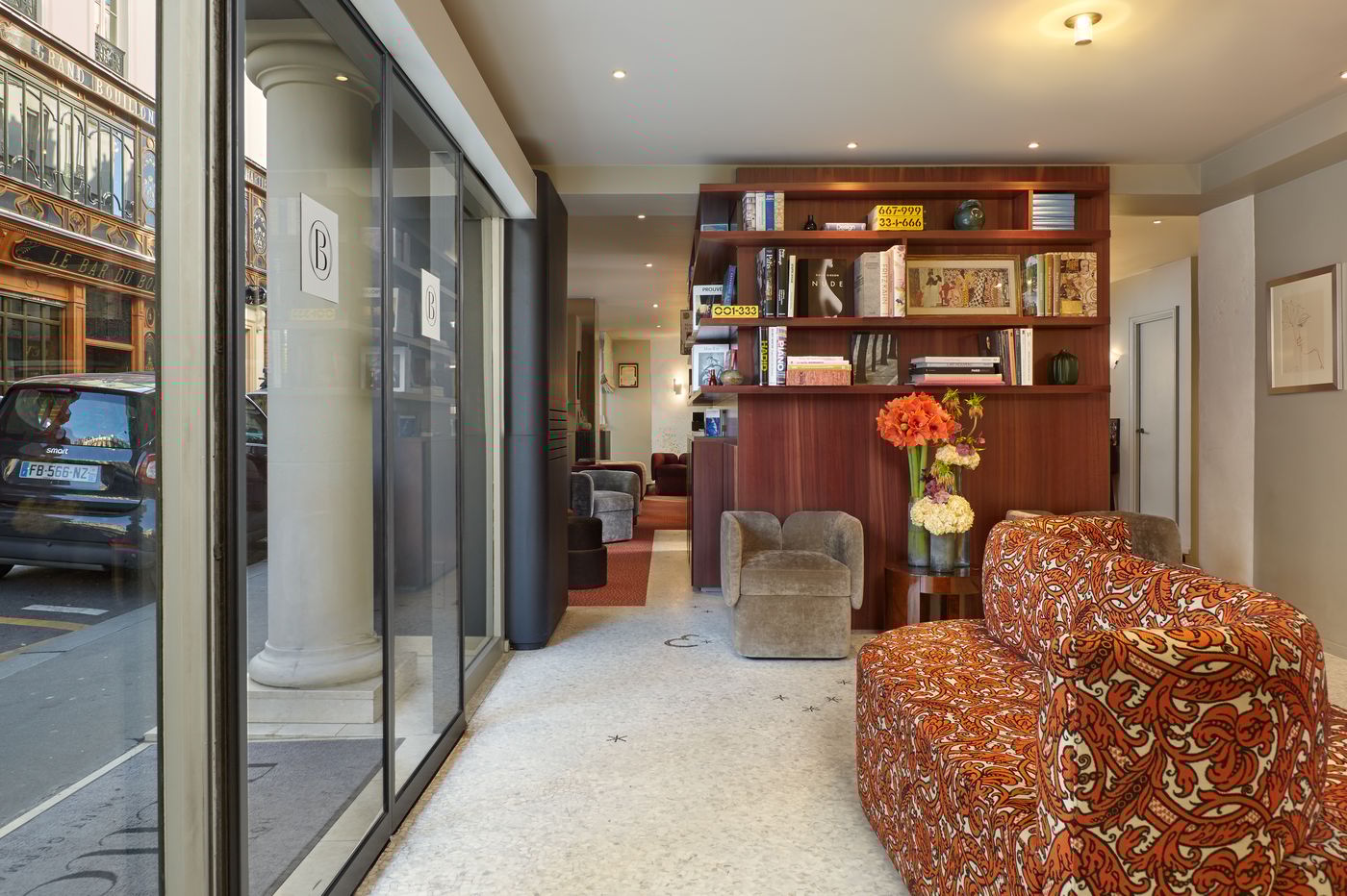 Belloy-Saint-Germain-Lobby-3