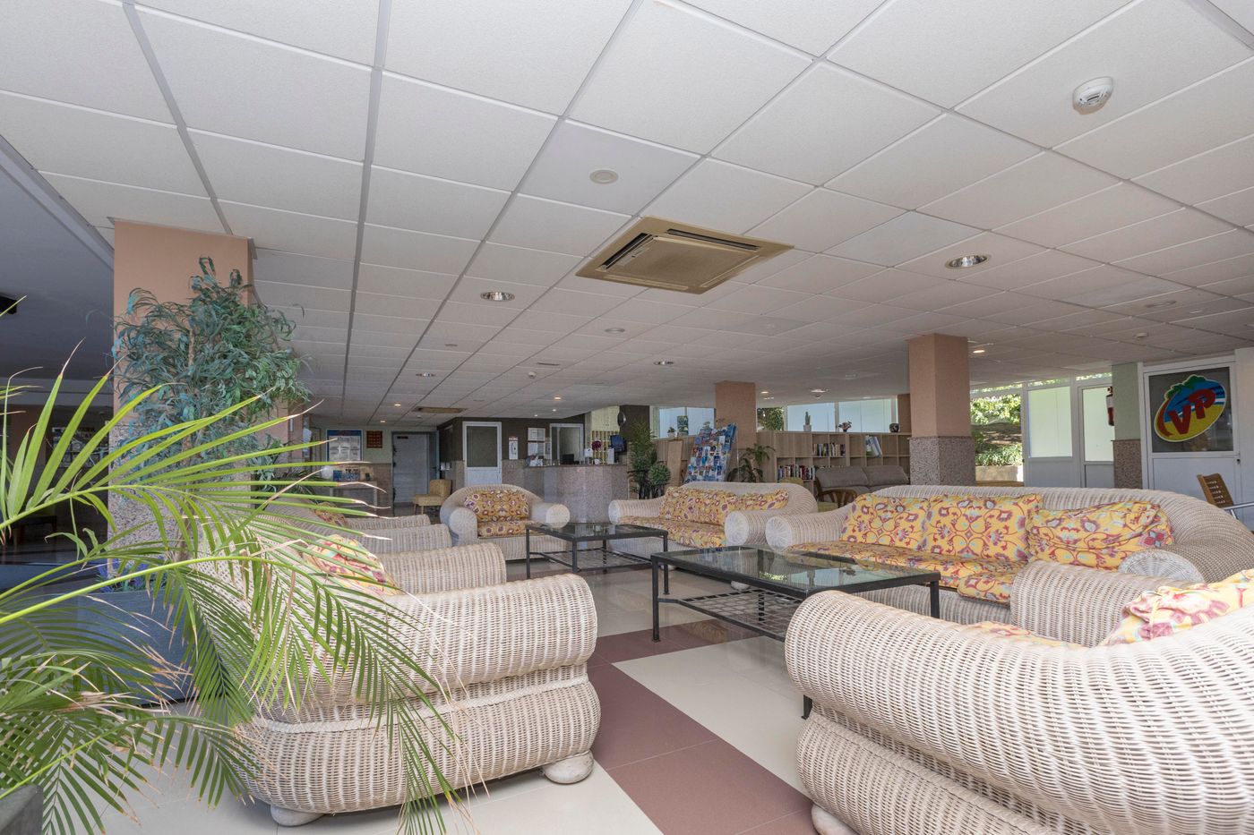 Livvo-Veril-Playa-Lobby-51