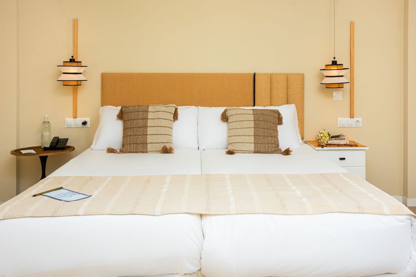 Vista-de-Rey-Room-17