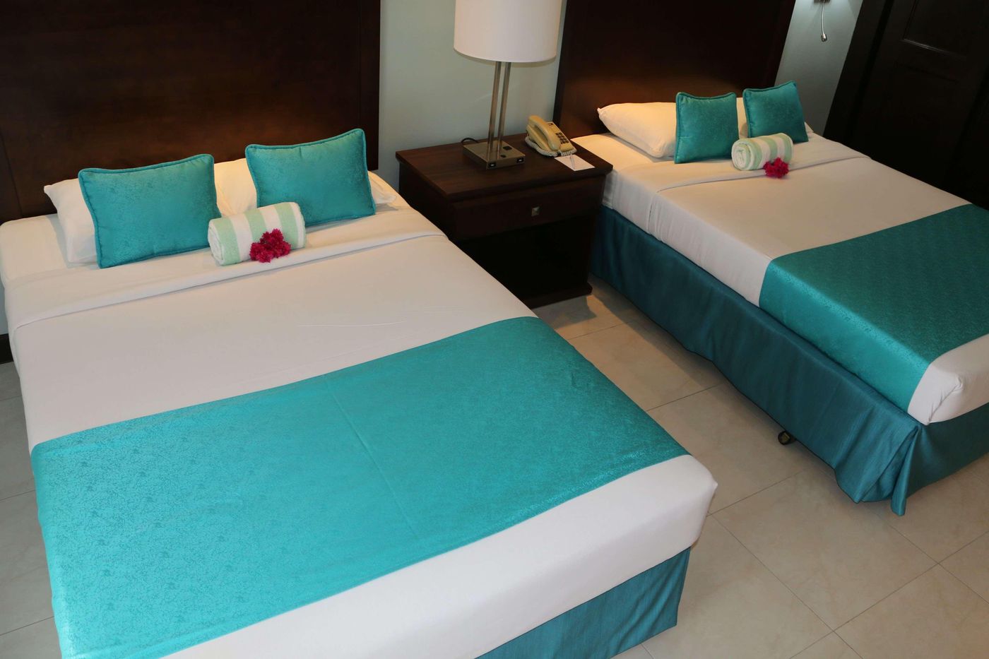 Mount-Irvine-Bay-Resort-Room-11