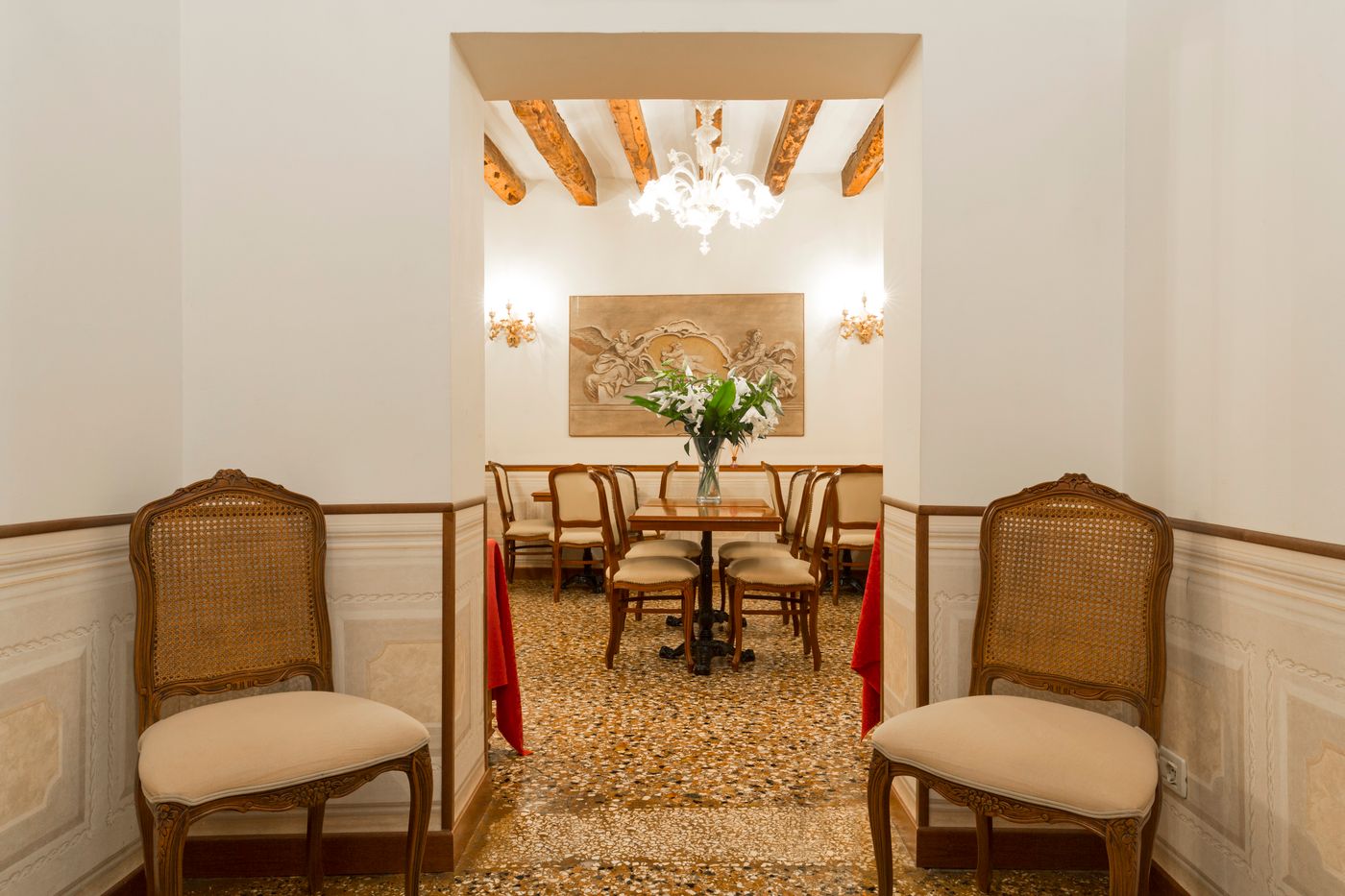 Palazzo-Guardi-Restaurant-15