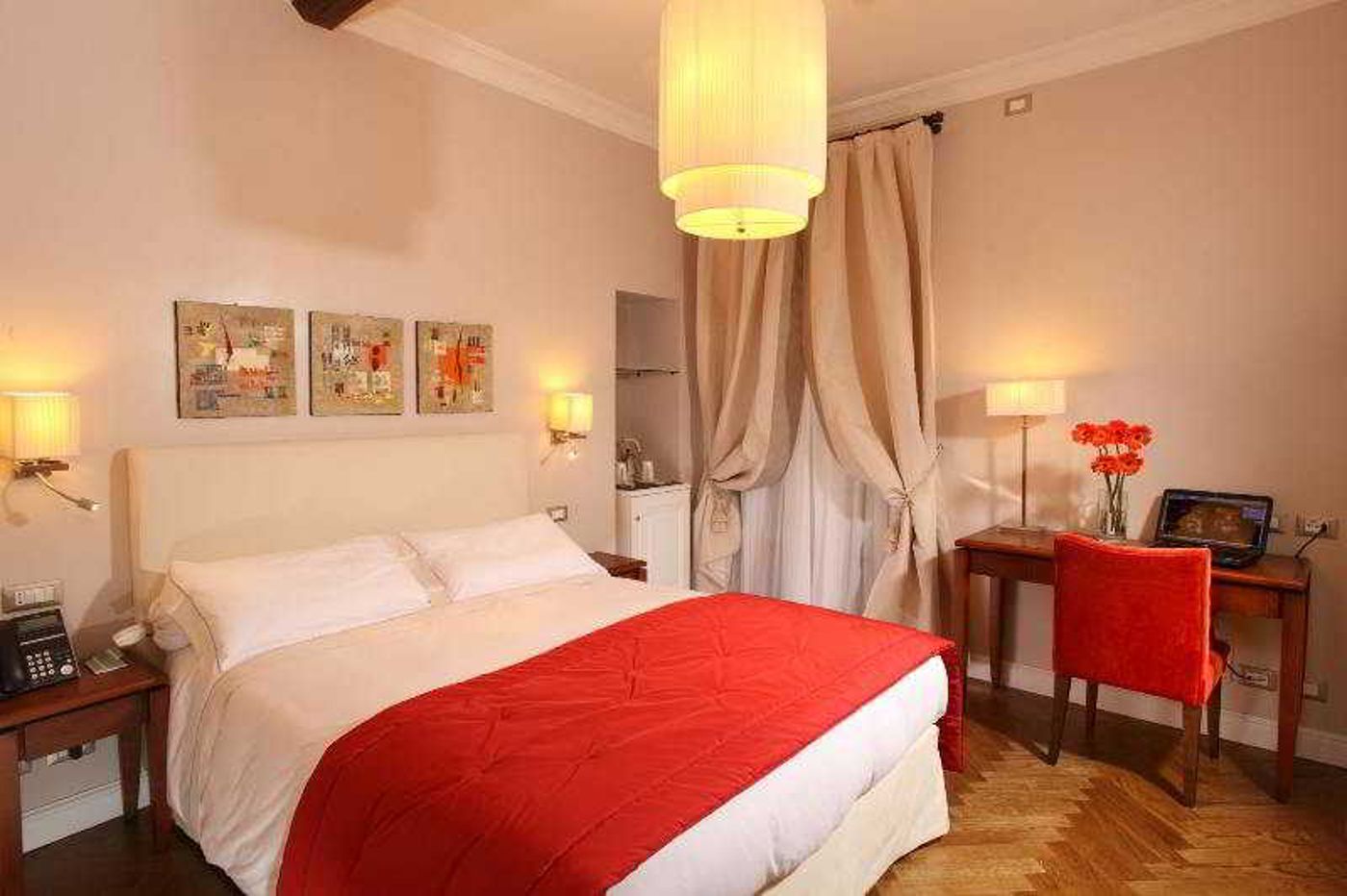 Vivaldi-Luxury-Hotel-Room-8