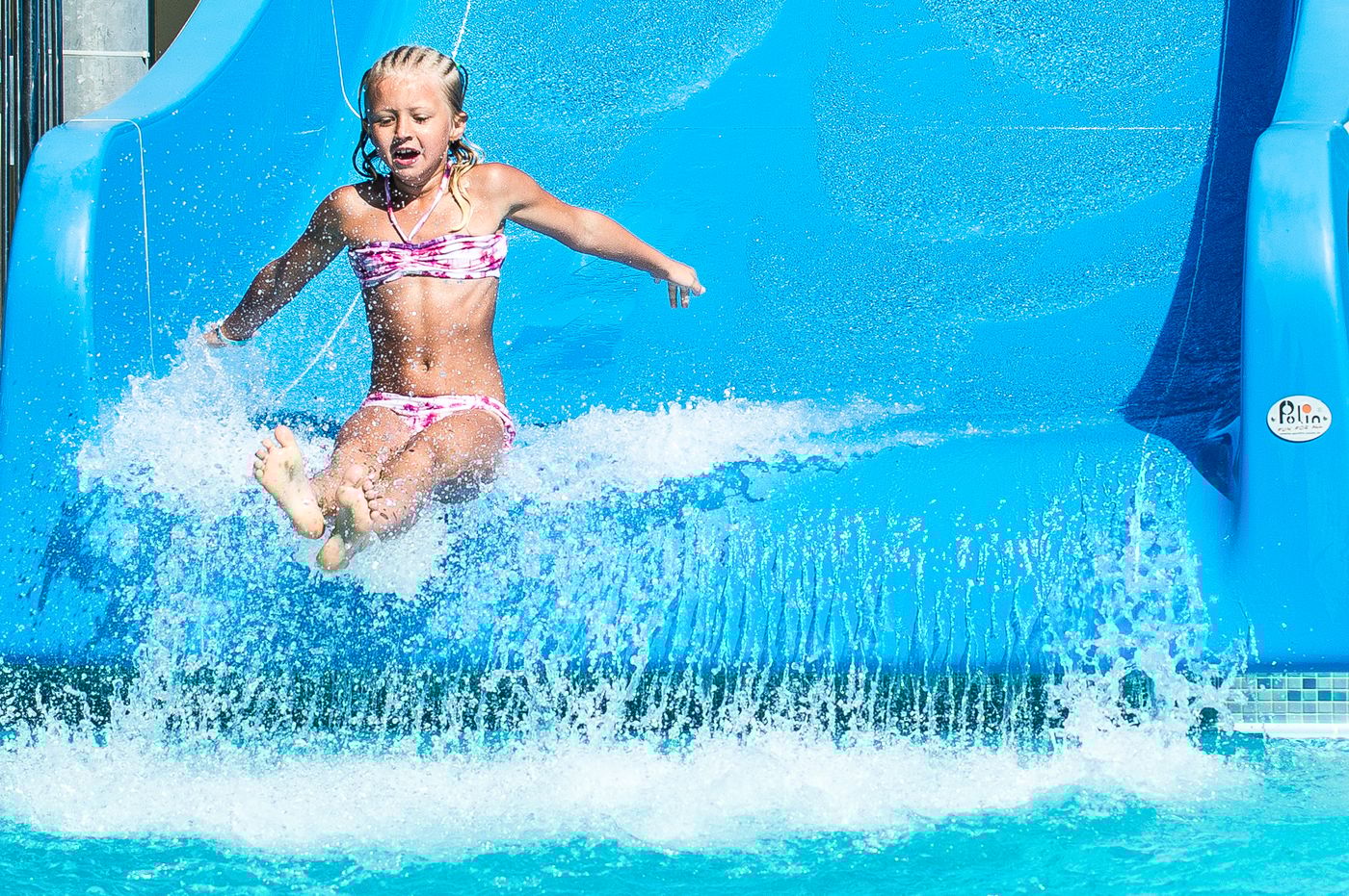 Barut-B-Suites-Sports-and-Entertainment-24