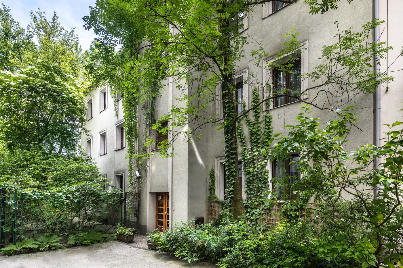 Garden-House-Apartments-General-view-2