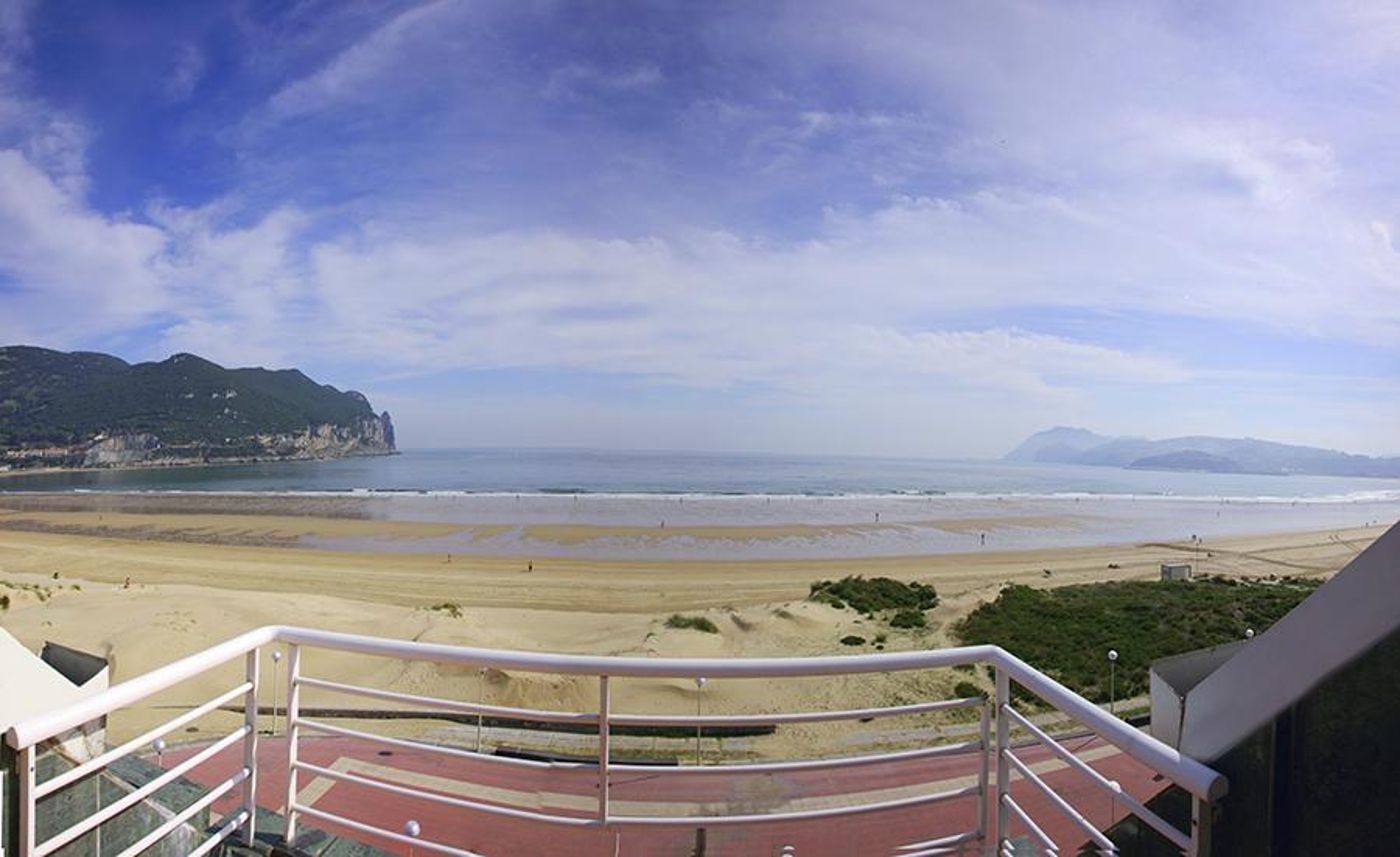 Playamar-Spain-LAREDO-Terrace-6