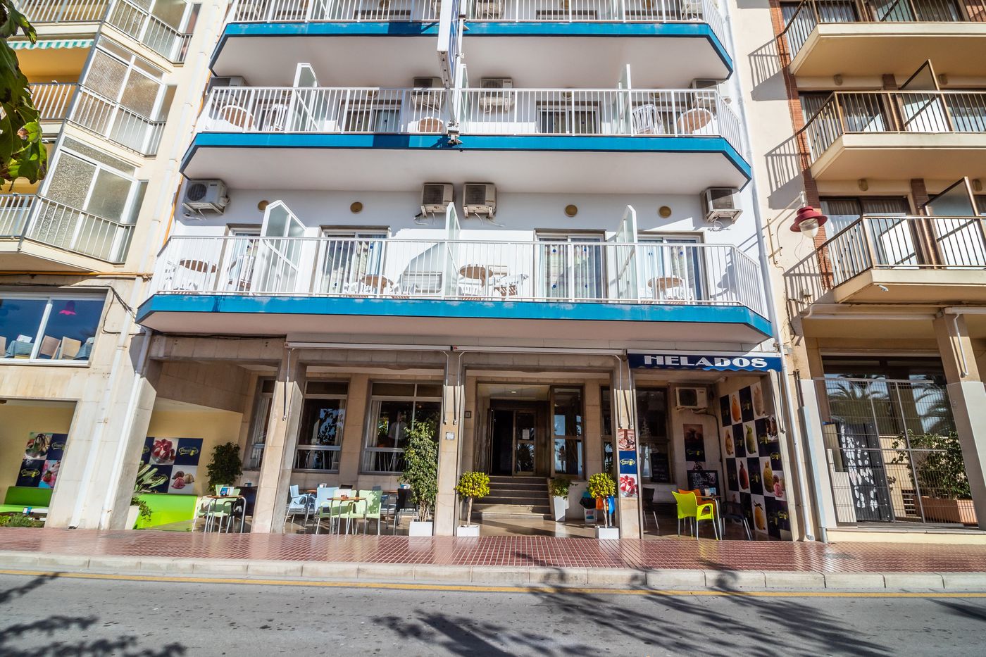 Port Hotel Mar Blau - Adults Only