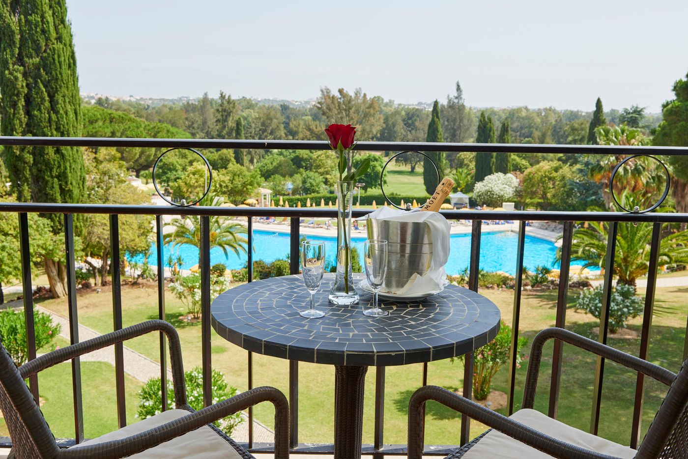 Le-Meridien-Penina-Golf---Resort-Room-19