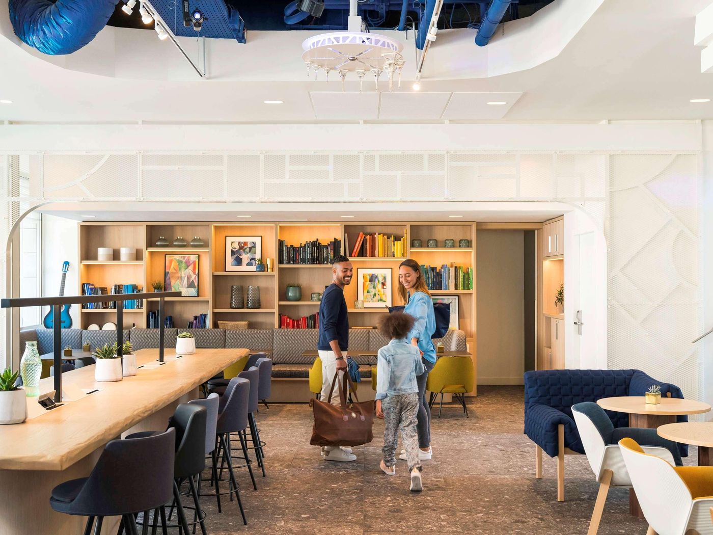 Novotel-Paris-Centre-Gare-Montparnasse-General-view-18