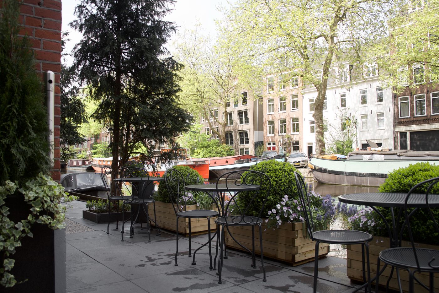 Amsterdam-Canal-Hotel-Terrace-6