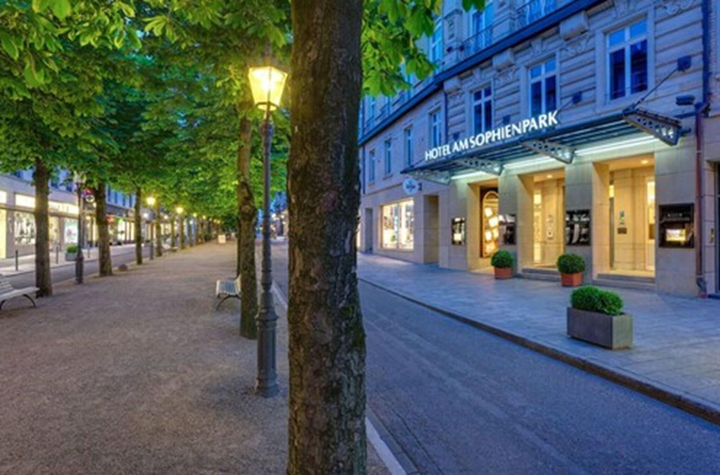 Hotel Am Sophienpark-Germany-BADEN BADEN-General view-2