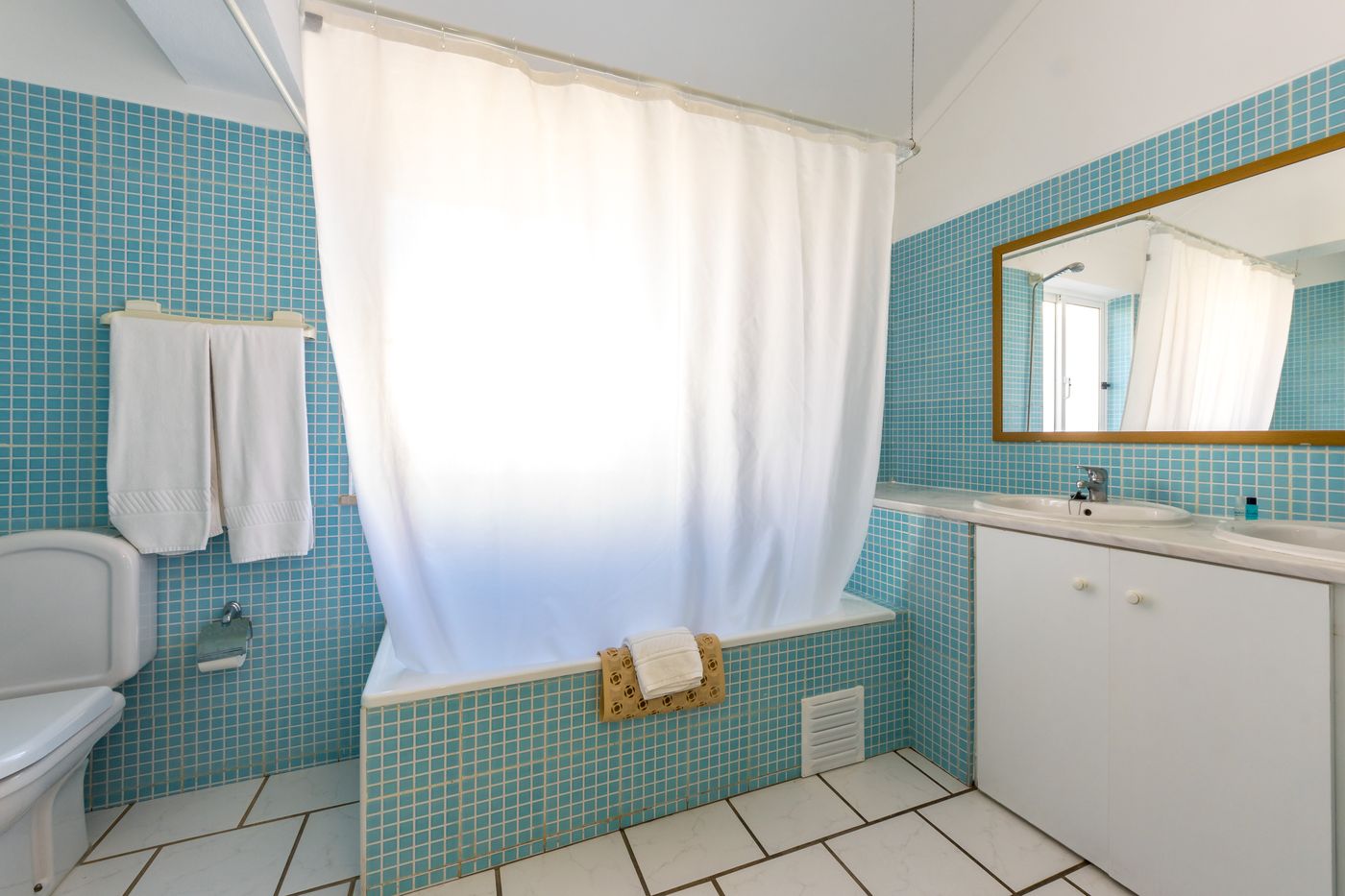 Ouratlantico-Room-45