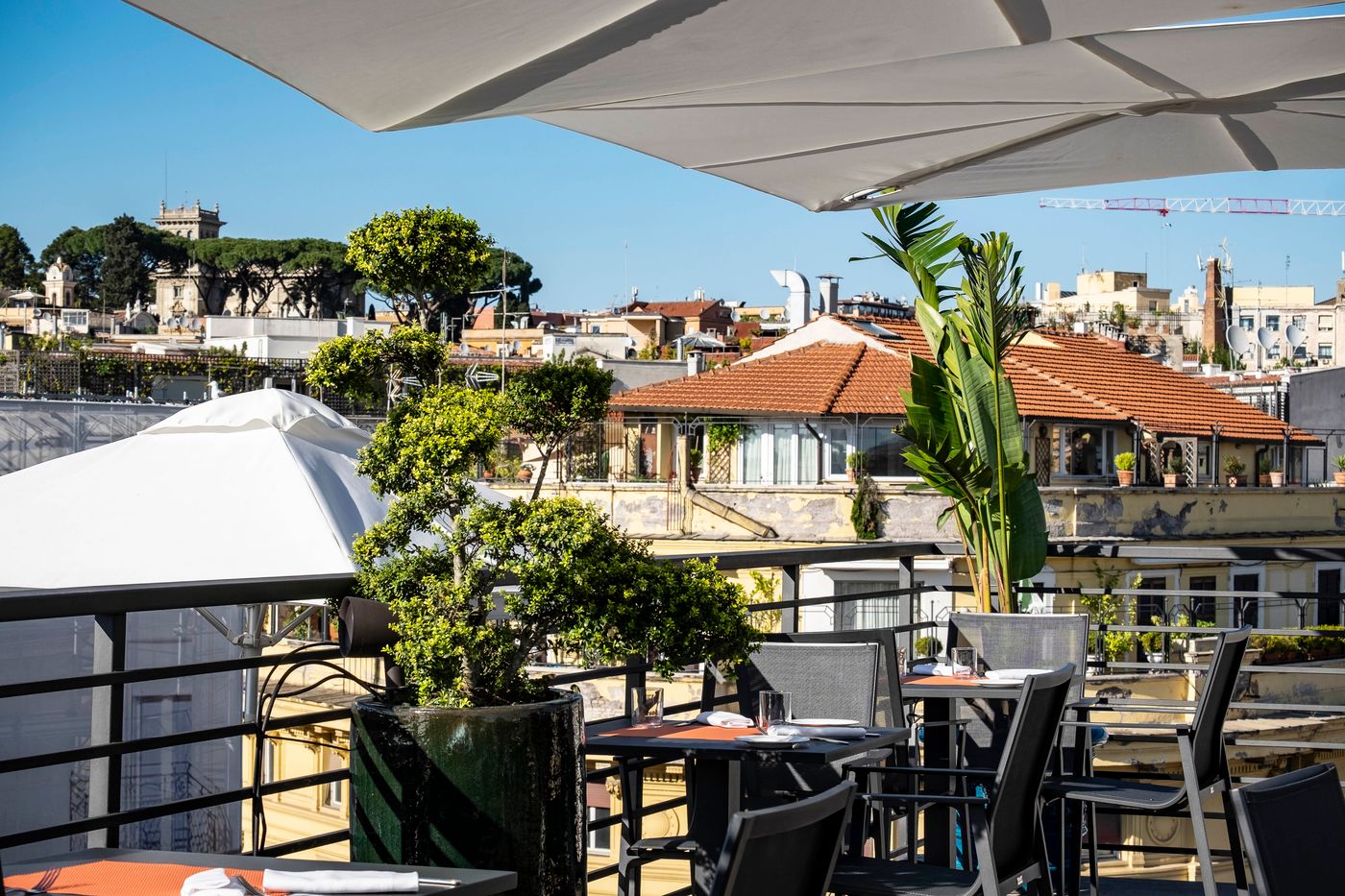 U-Visionary-Roma-Hotel-Terrace-23