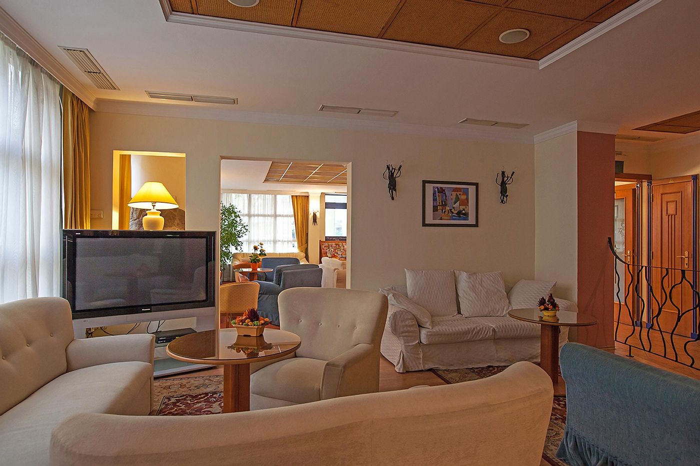 Mediterran - Hungary - BUDAPEST - Lobby - 5