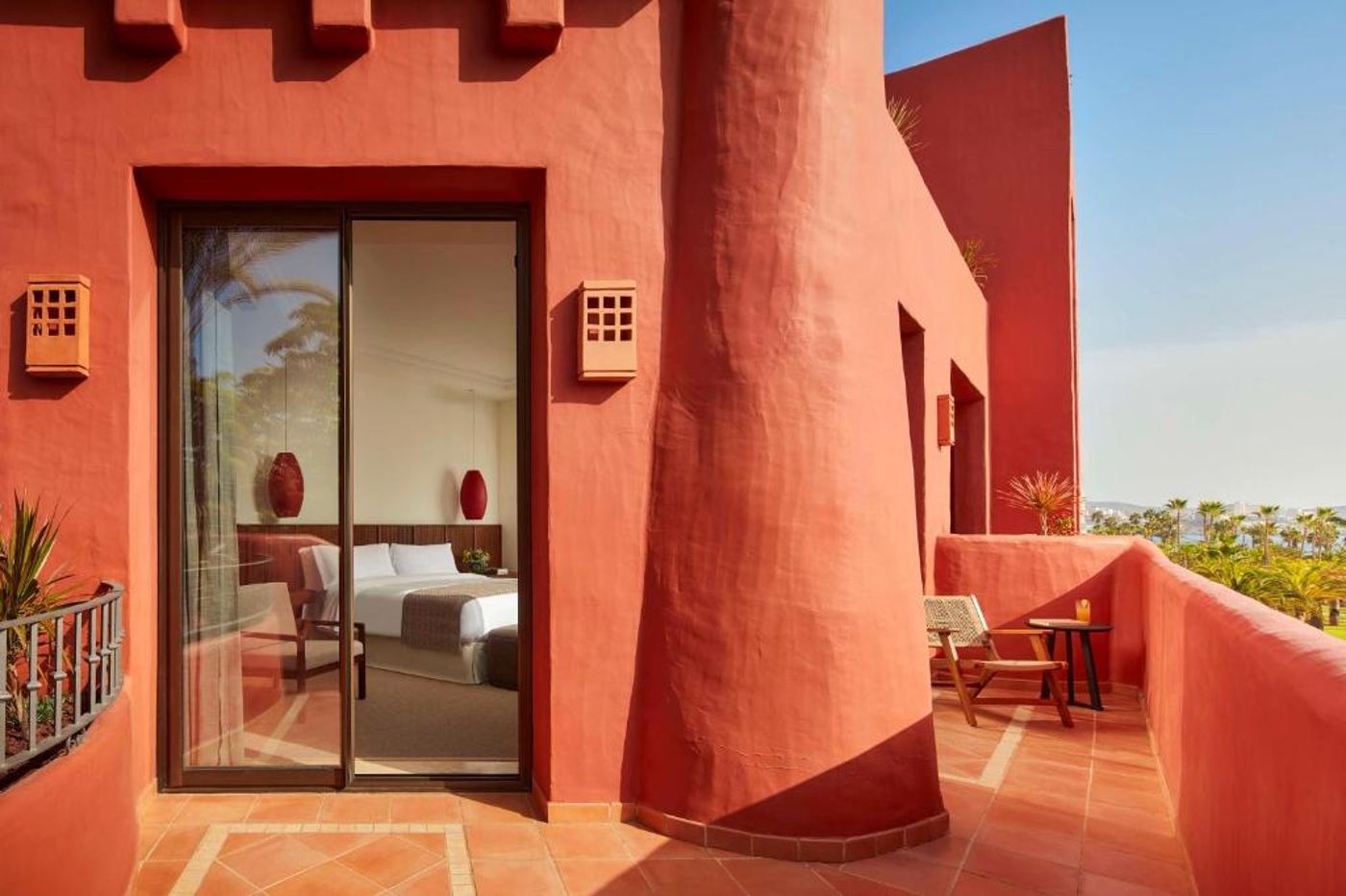 Sheraton-La-Caleta-Resort---Spa-Room-11