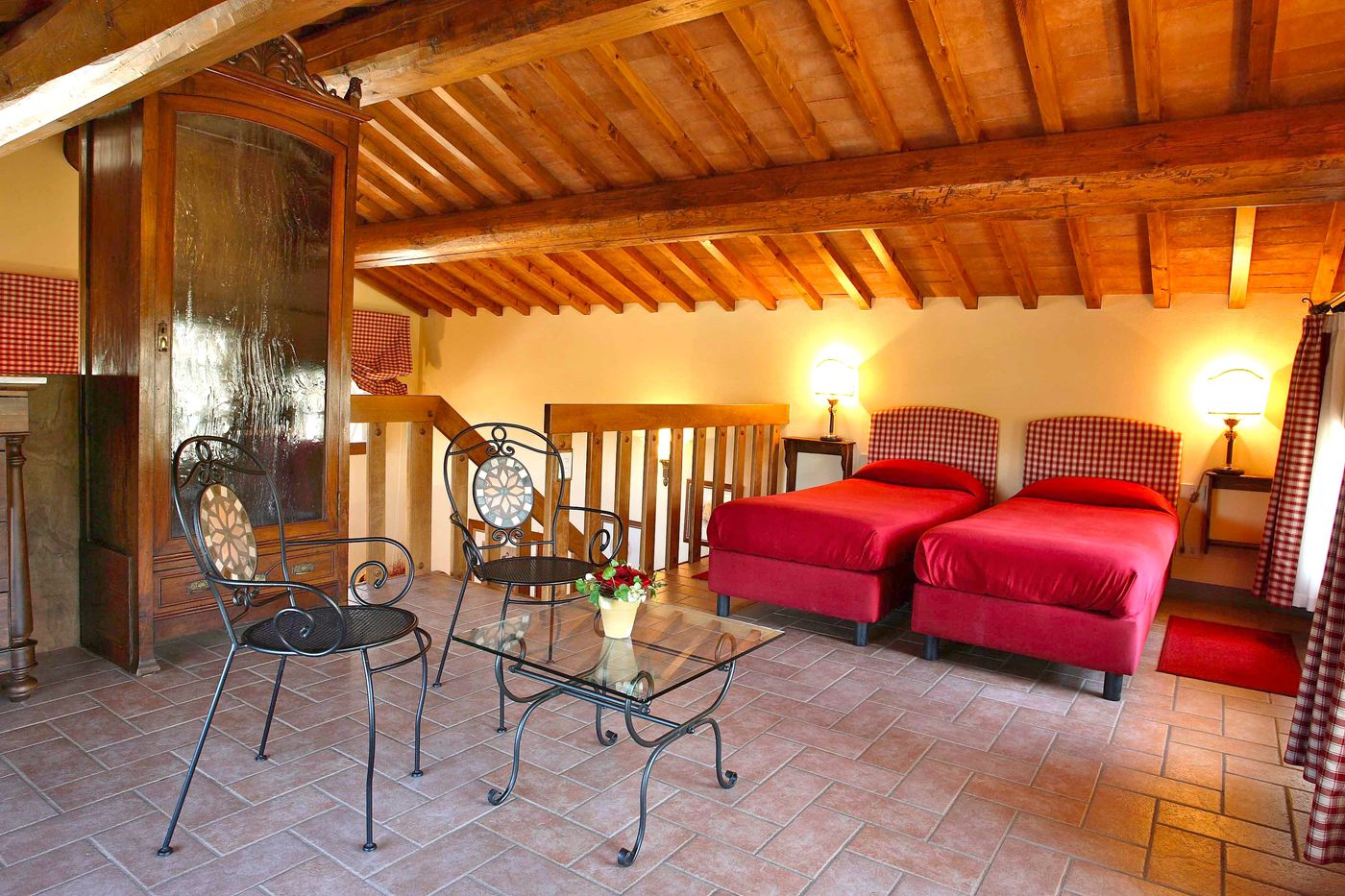 Relais-Villa-Olmo-Food-and-Wine-Resort-Room-9