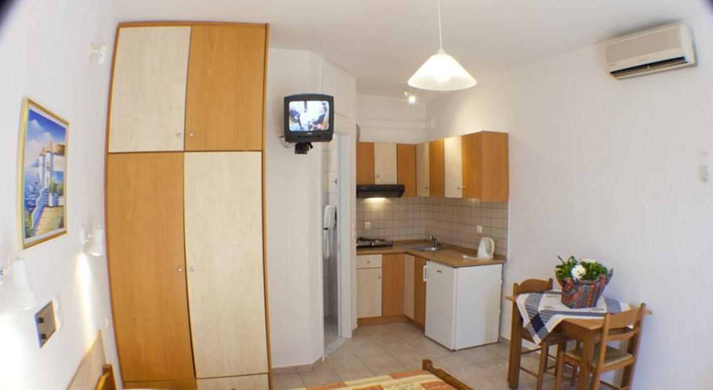 Andys Plaza Hotel Apartments