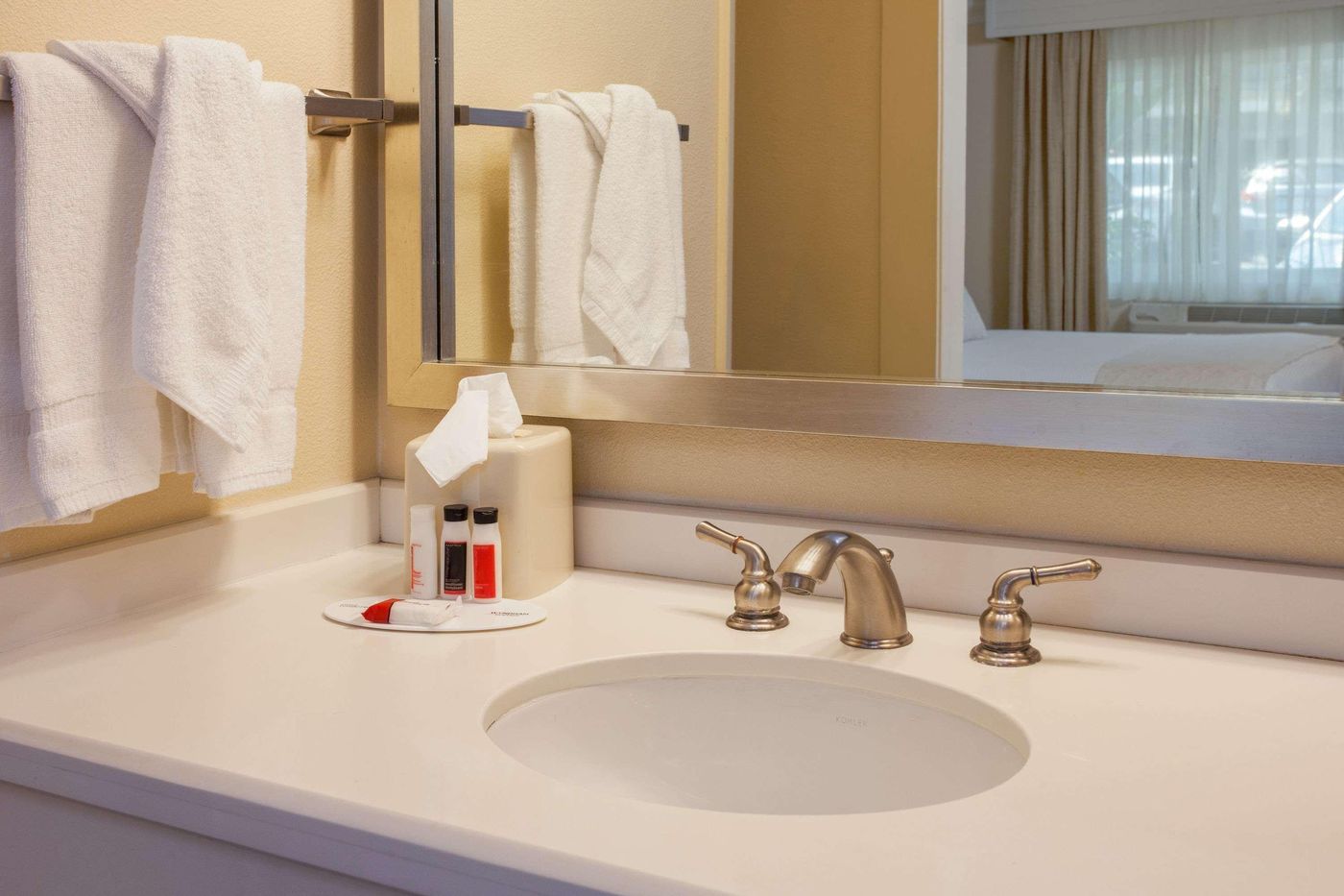 Days Inn by Wyndham San Diego Hotel Circle - United States - SAN DIEGO - Room - 7