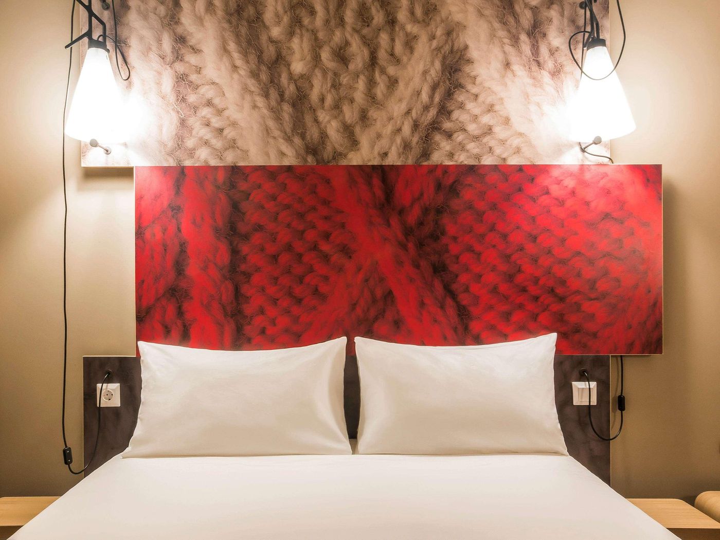 ibis-Amsterdam-Centre-Room-55