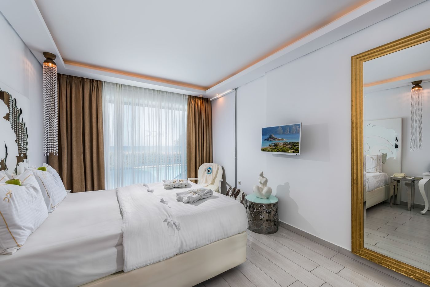 Diamond-Deluxe-Room-31