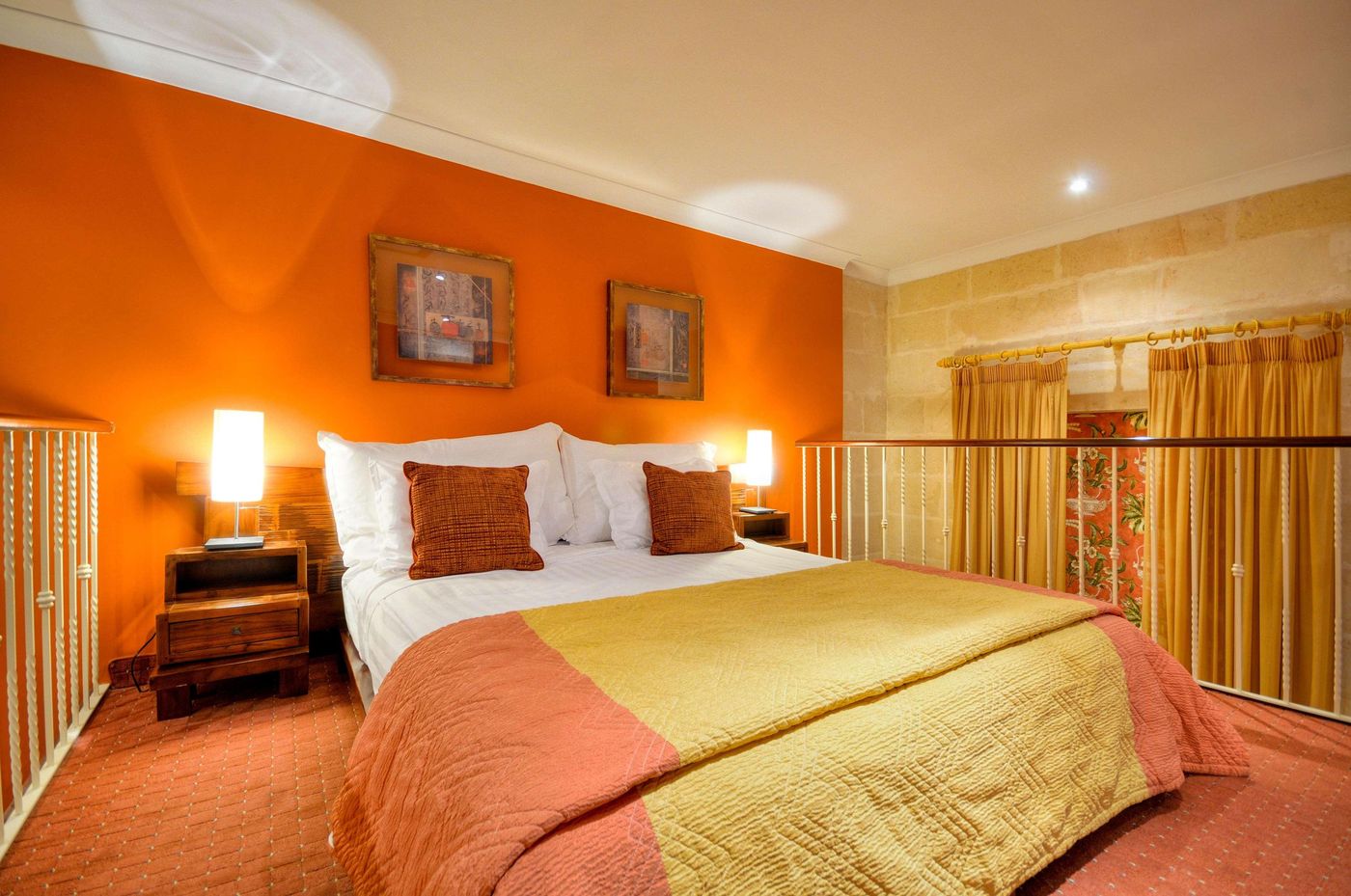 Palazzo-Capua-Room-19