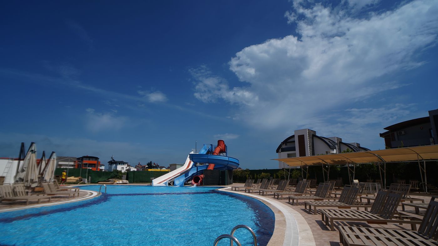 Hotella Hotel and Spa