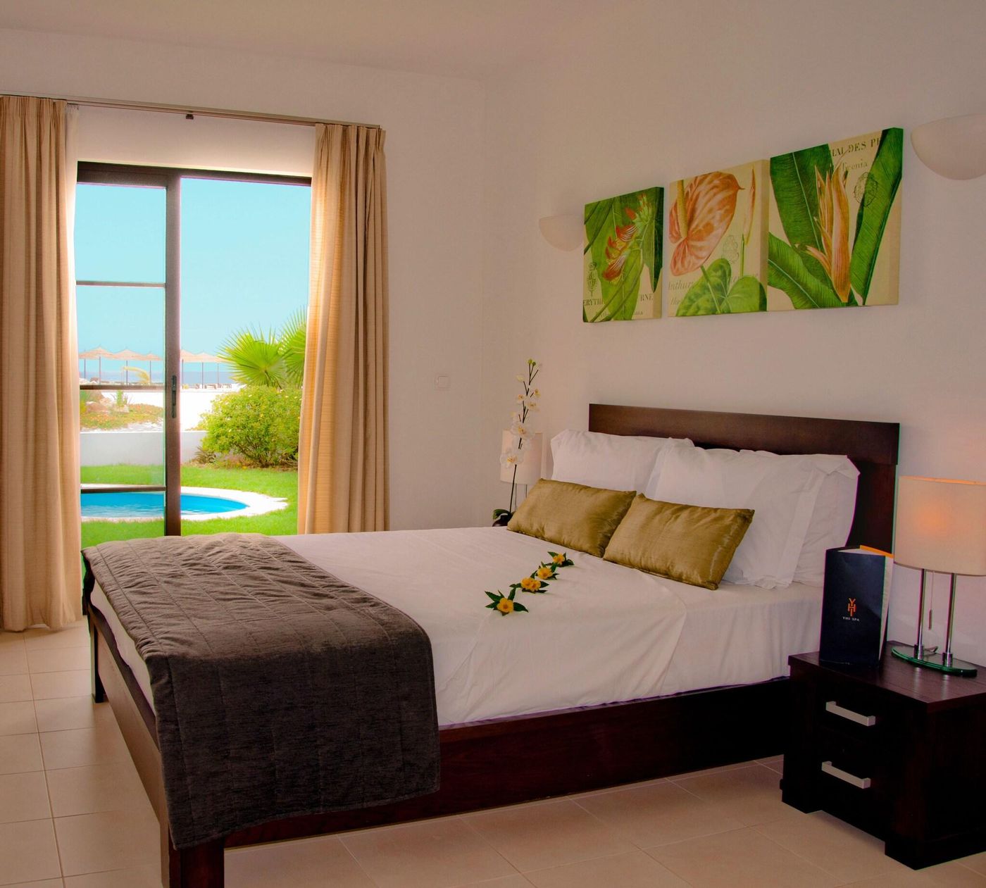Melia-Tortuga-Beach-Resort-and-Spa-Room-44