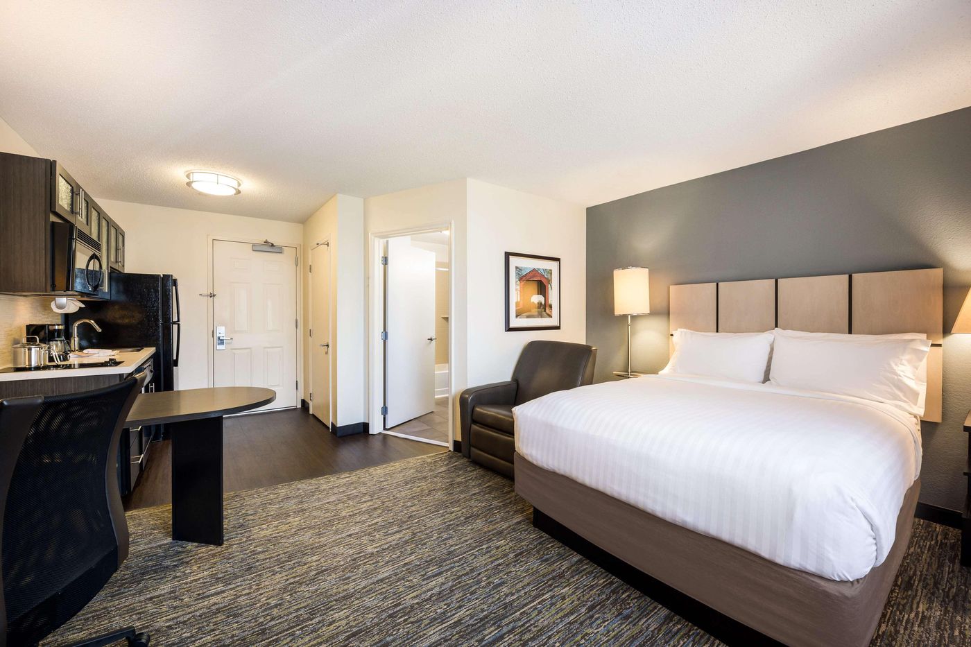 Sonesta Simply Suites Nashville Brentwood-United States-Brentwood-Room-9