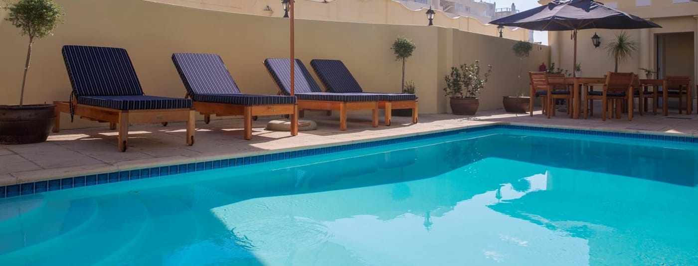 Radisson-Blu-Le-Vendome-Pool-49