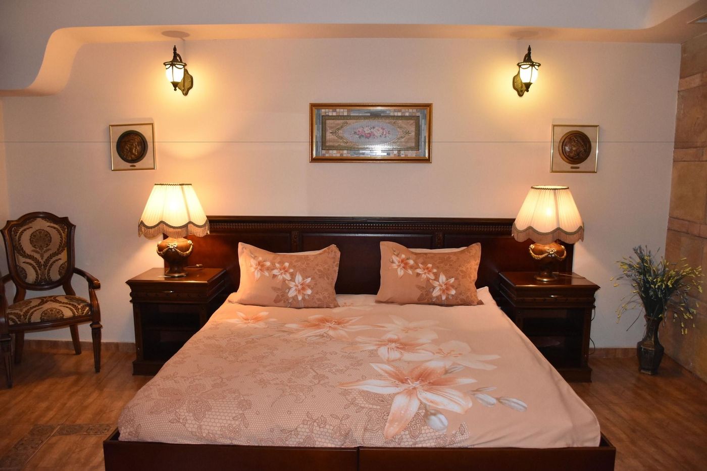 Boris-Palace-Room-18