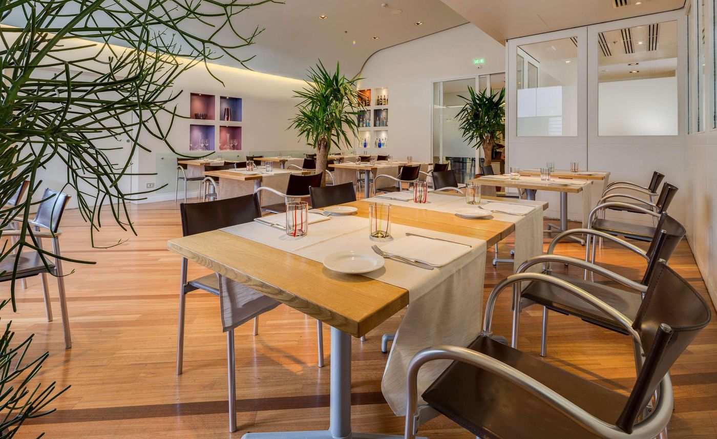 Best-Western-Plus-Hotel-Bologna-Restaurant-77