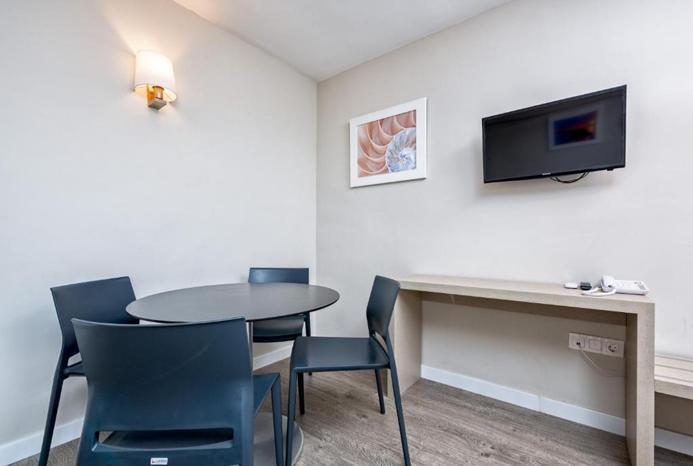 Aparthotel-Veramar-Room-40