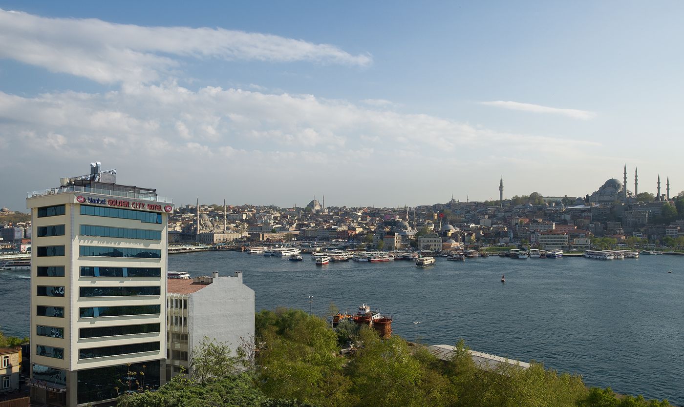 Istanbul-Golden-City-Terrace-3