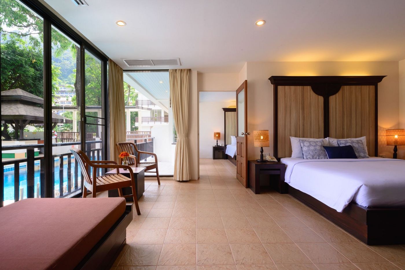 Patong-Lodge-Hotel-Room-43