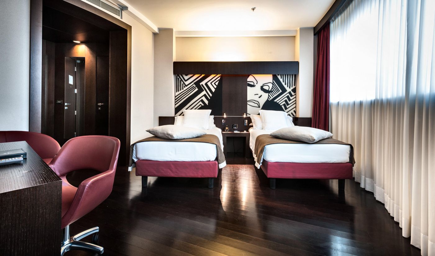 Crowne-Plaza-Milan-City-Room-33