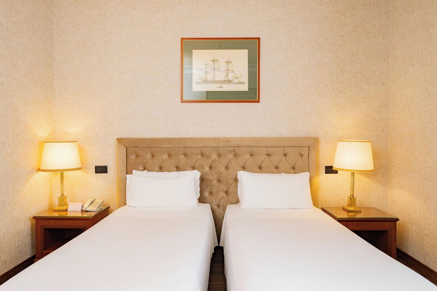 Hotel Internazionale - Italy - Bologna - Room - 10