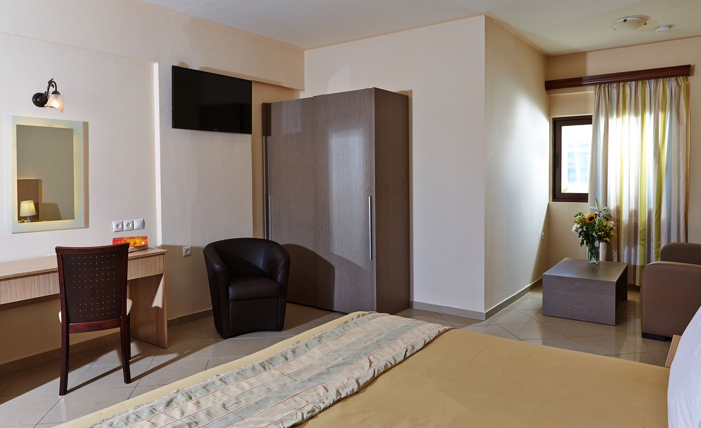 St--Constantin-Hotel-Room-34