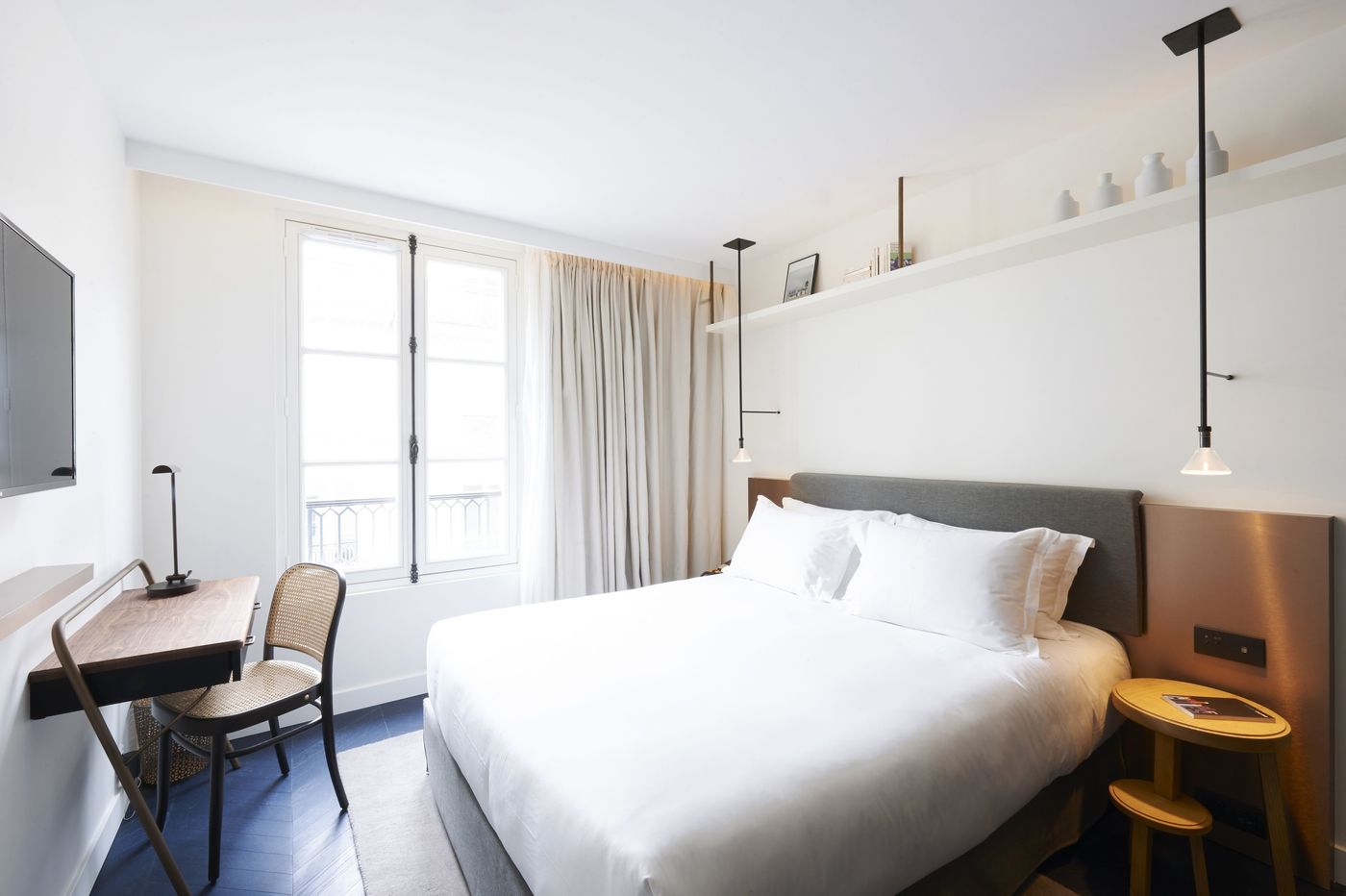 Amastan-Paris-Room-12