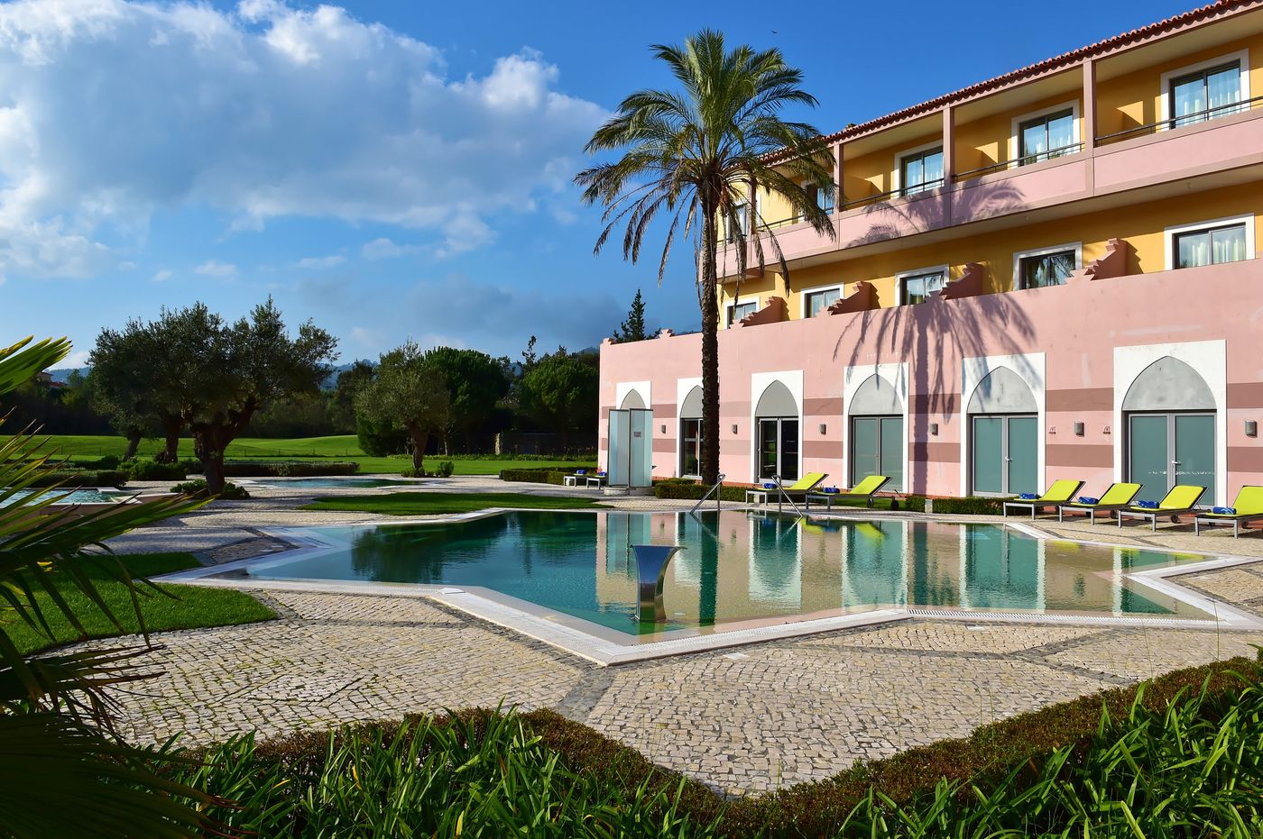 Pestana-Sintra-Golf-Resort---Spa-Pool-3