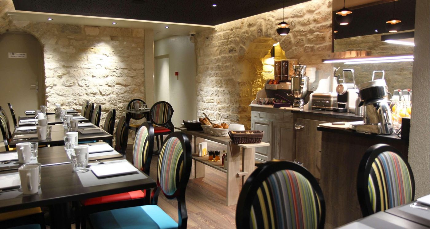 BEST-WESTERN-Hotel-Le-Montmartre-Saint-Pierre-Restaurant-35