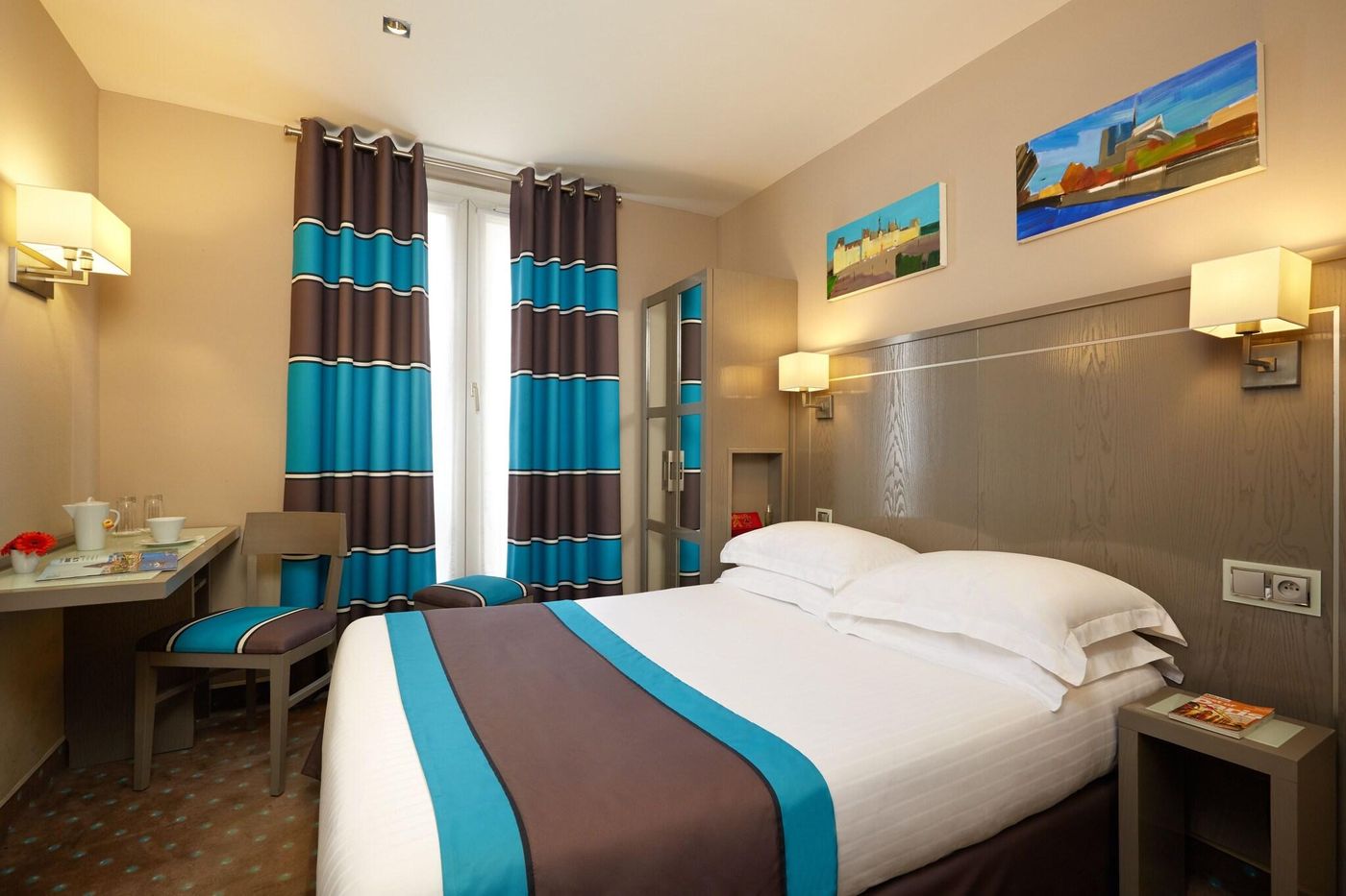 Hotel-Beaugrenelle-Saint-Charles-Room-5