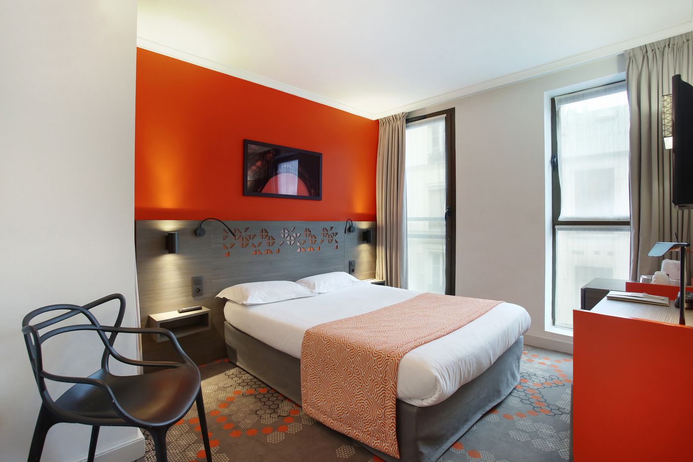 Hotel-Eiffel-Capitol-Room-15