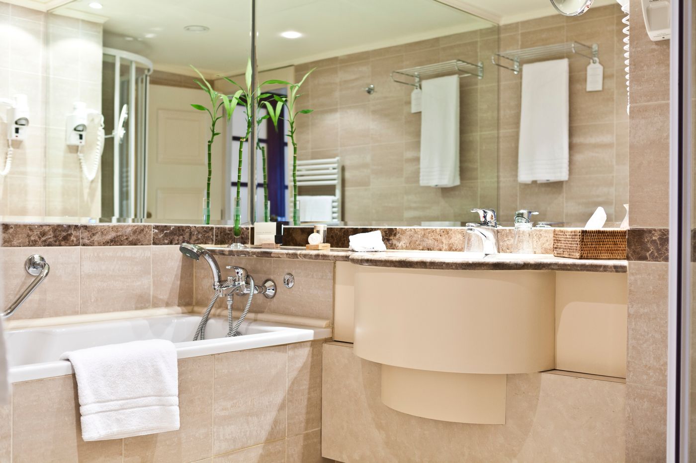 Le-Chatelain-Hotel-Room-15