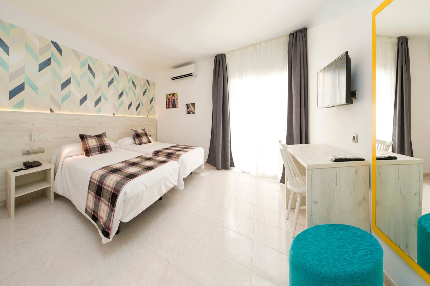 Playasol-Lei-Ibiza-Room-14